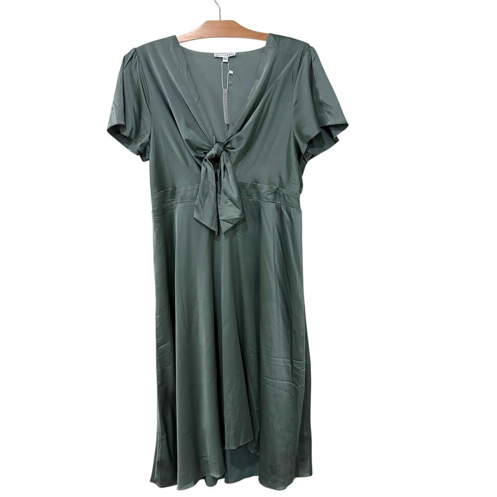 Baltic Born | Midi Dress Puppy Satin Green Short Sleeve Satin Elegant NWT- XXL